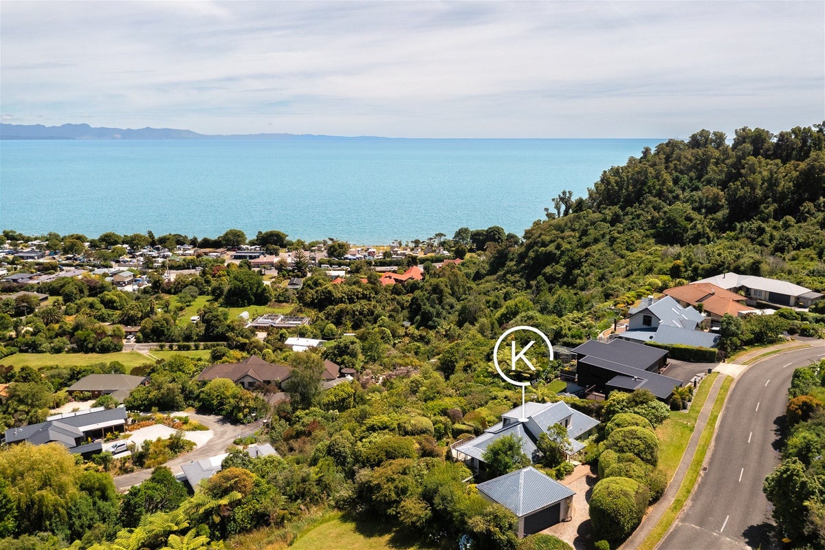 25 Bay Vista Drive, Pohara - Carousel 2