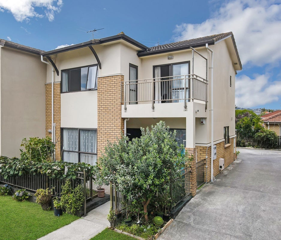 29 Triumph Road, Flat Bush, Auckland - Carousel 2