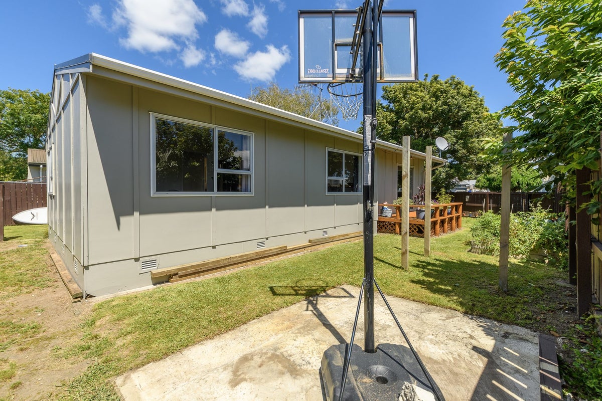 2A Redmond Street, Judea, Tauranga - Carousel 17