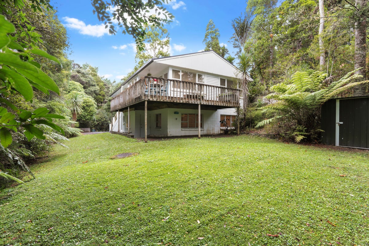 123 Konini Road, Titirangi, Auckland - Carousel 2