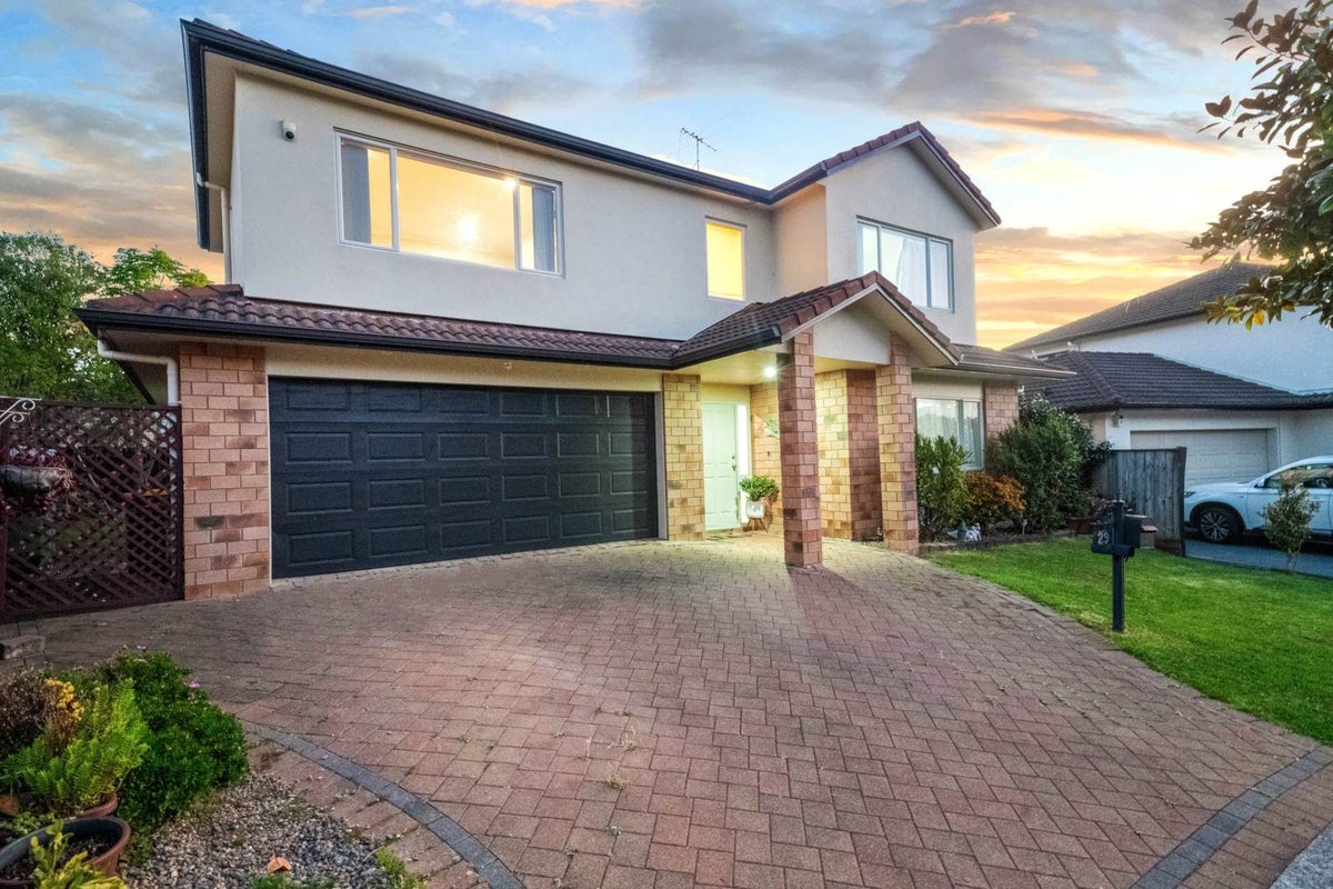 29 Coachman Drive, Flat Bush, Manukau City, Auckland - Carousel 1