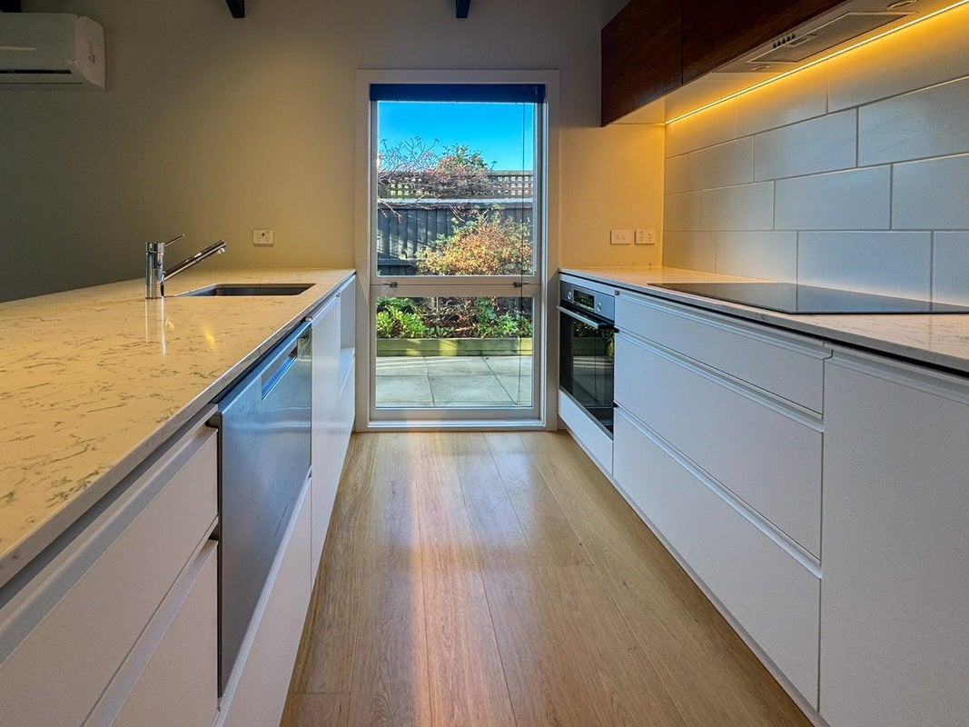 26 Raekura Place, Redcliffs, Christchurch - Carousel 2