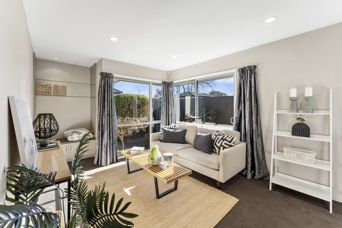 215A Bower Avenue, North New Brighton, Christchurch - Carousel 1