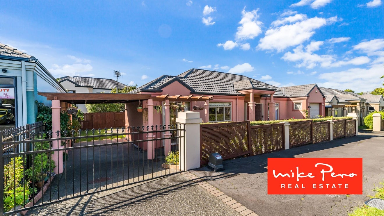 32 Taylor Street, Blockhouse Bay, Auckland - Carousel 1