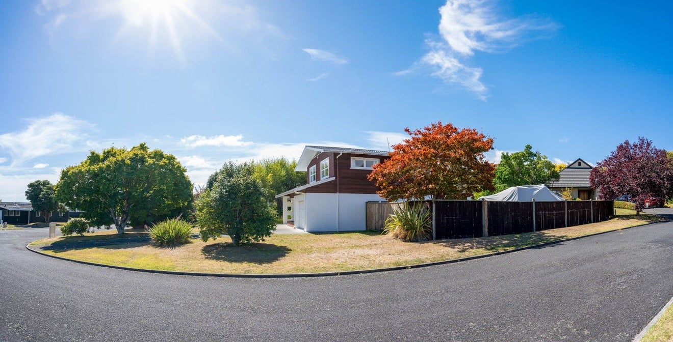27 Oregon Drive, Rainbow Point, Taupo - Carousel 19