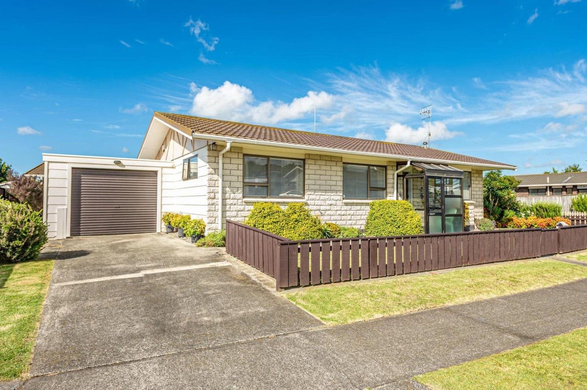 5A Bens Place, Springvale, Whanganui - Carousel 1