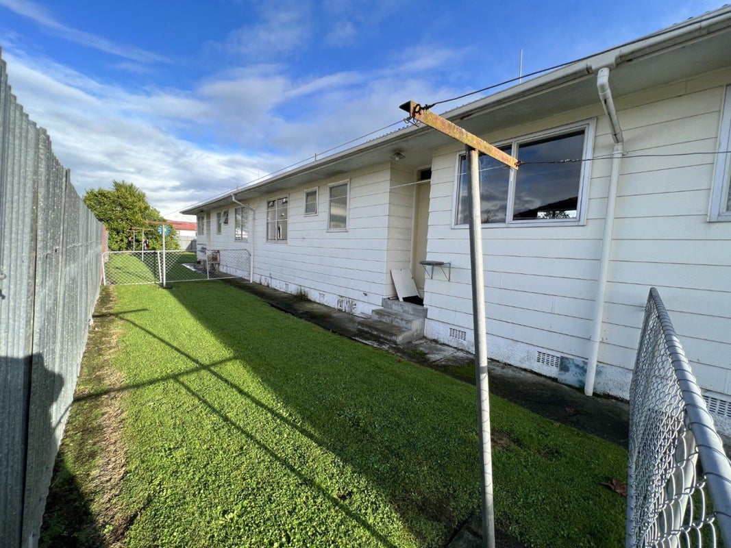 366B Botanical Road, West End, Palmerston North - Carousel 11