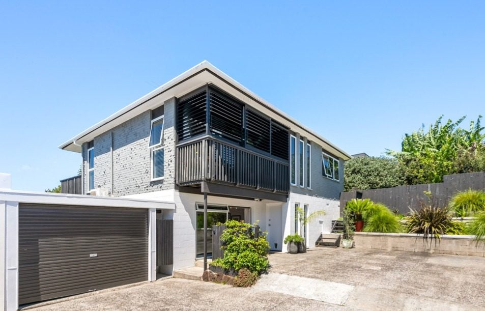 2/52 Maxwelton Drive, Mairangi Bay, Auckland - Carousel 2