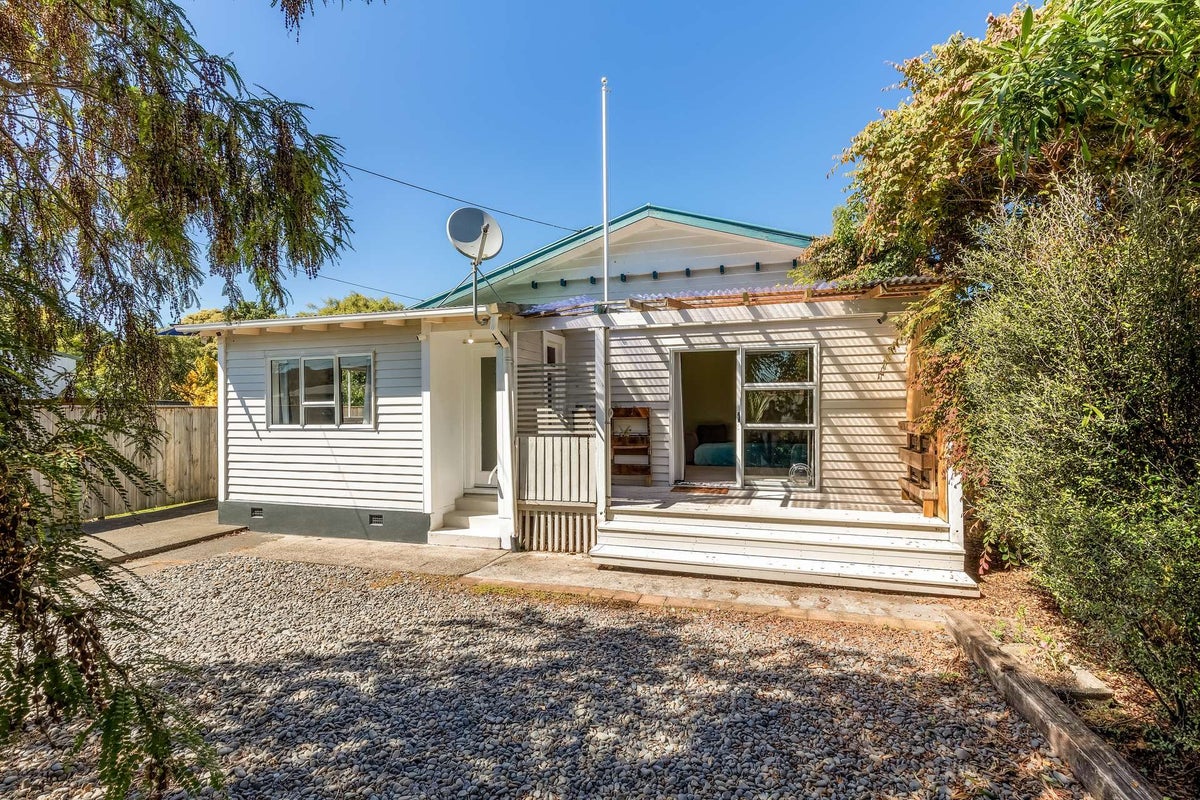 52 Patapu Street, Whanganui East, Whanganui - Carousel 1