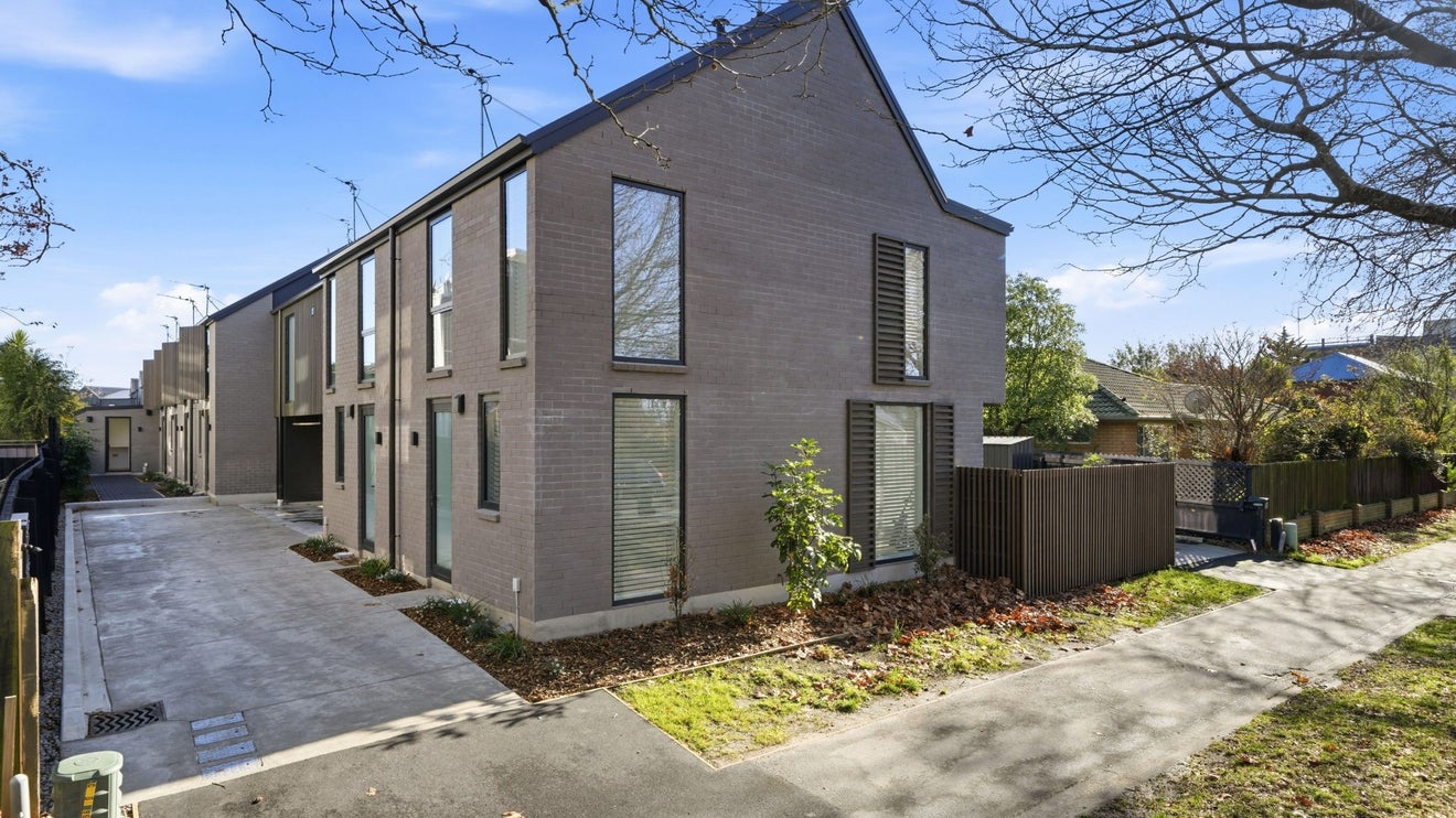 7 Grove Road, Addington, Christchurch - Carousel 1