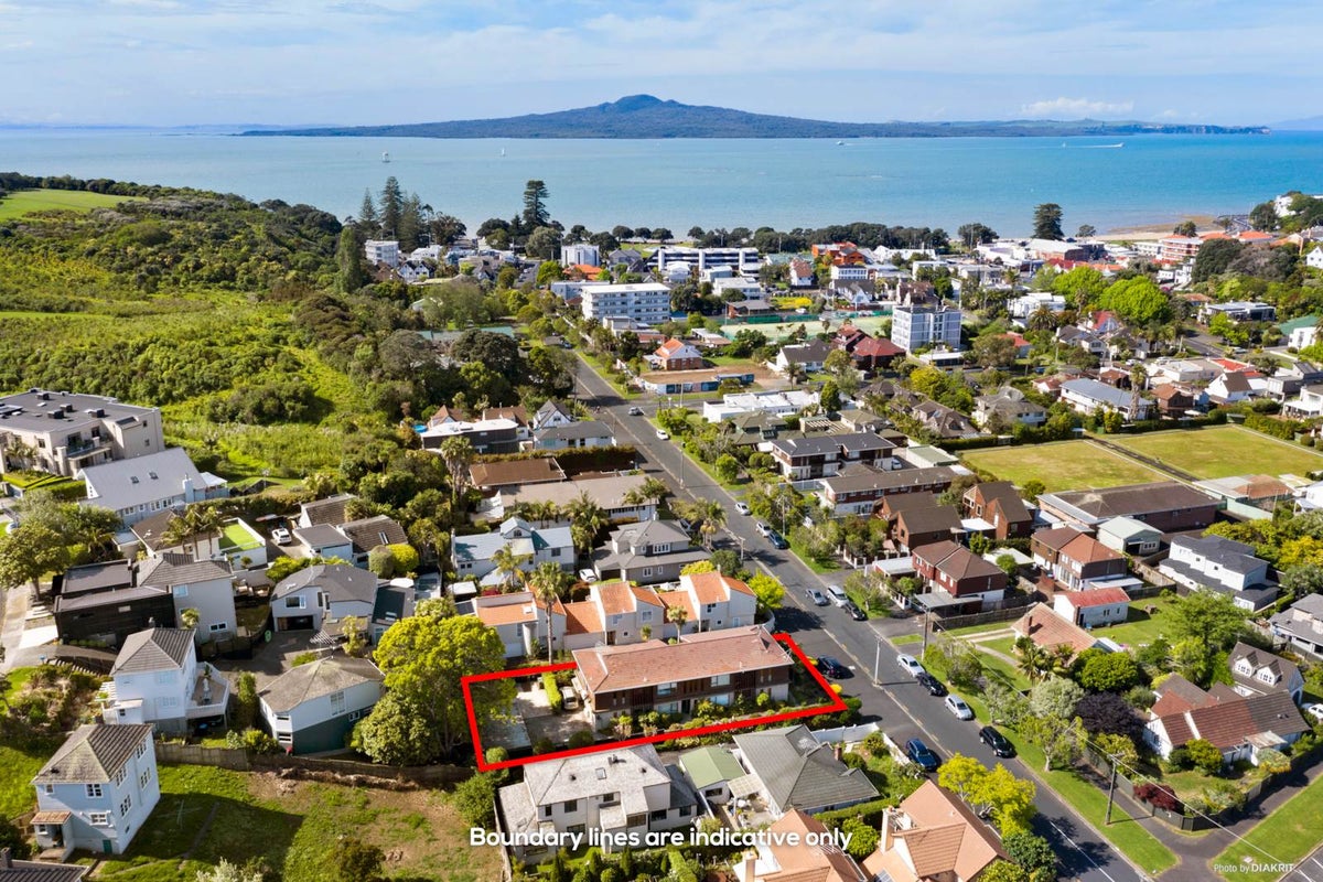 1/47 Atkin Avenue, Mission Bay, Auckland - Carousel 1