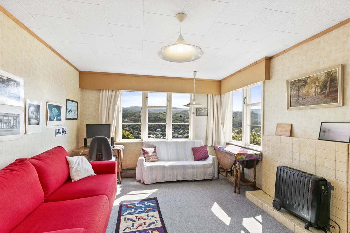 24 Hudson Street, Island Bay, Wellington - Carousel 2