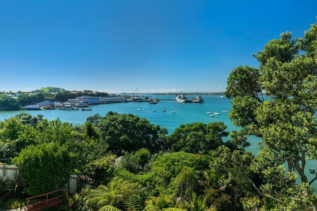 107/45 STANLEY POINT RD, Stanley Point, Auckland - Carousel 20
