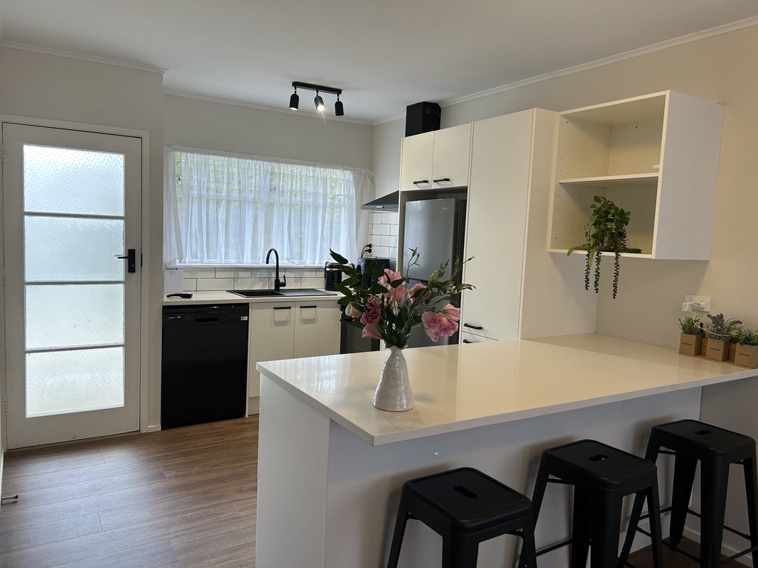 5/58 Willoughby Avenue, Howick, Auckland - Carousel 1