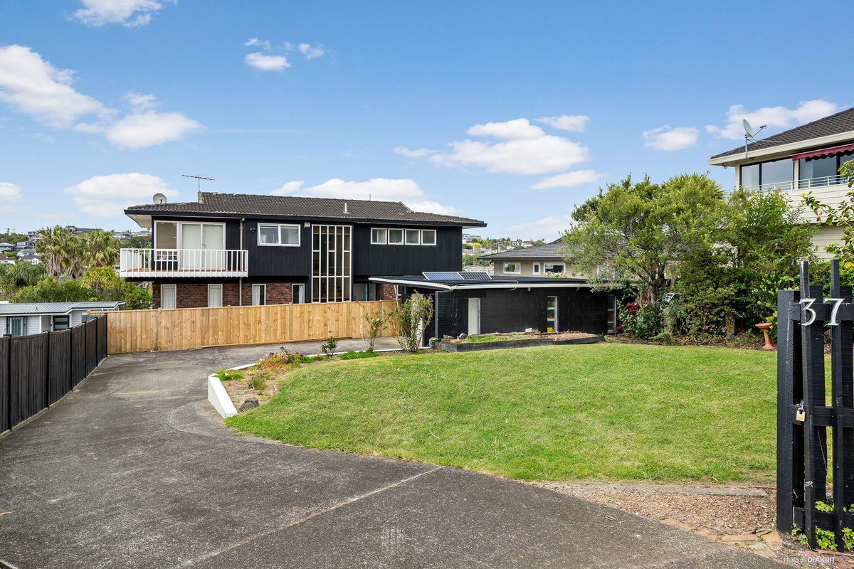37A Hyde Road, Rothesay Bay, Auckland - Carousel 6