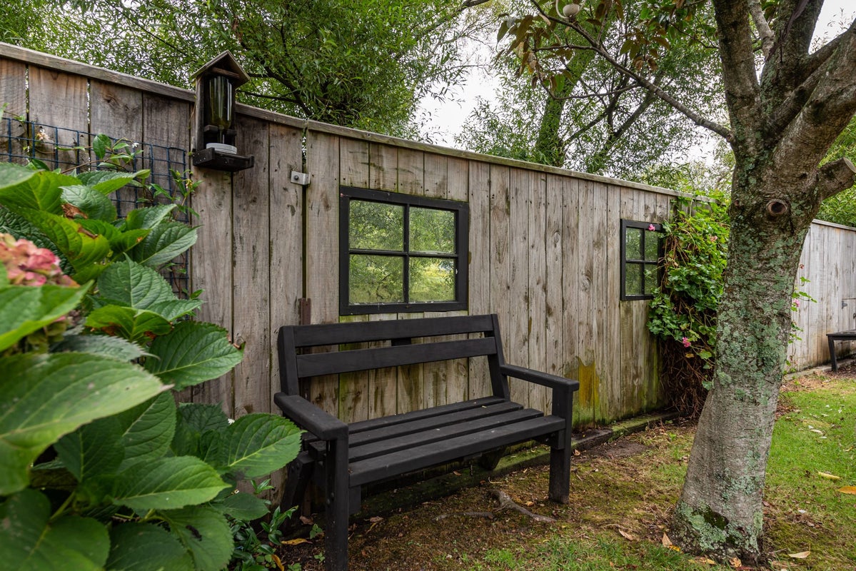 116 Oxford Street, Tawa, Wellington - Carousel 26