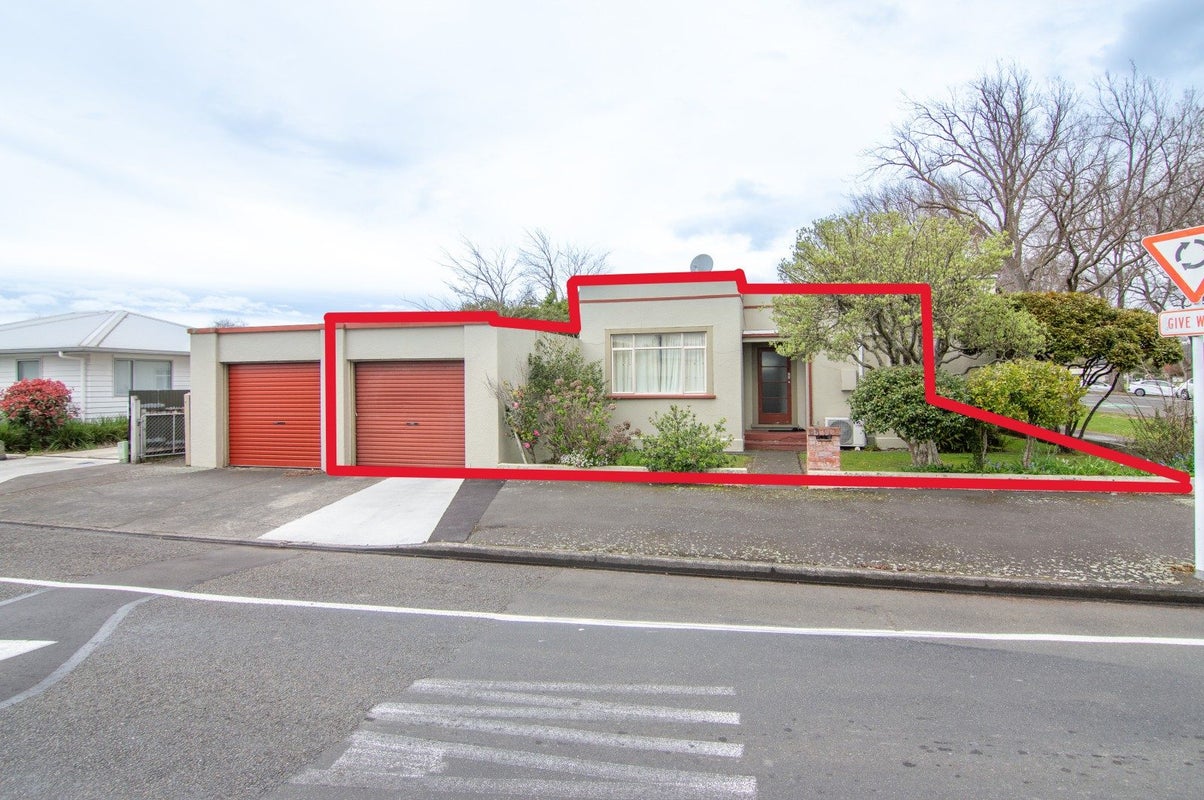 486 Ferguson Street, Hokowhitu, Palmerston North - Carousel 1