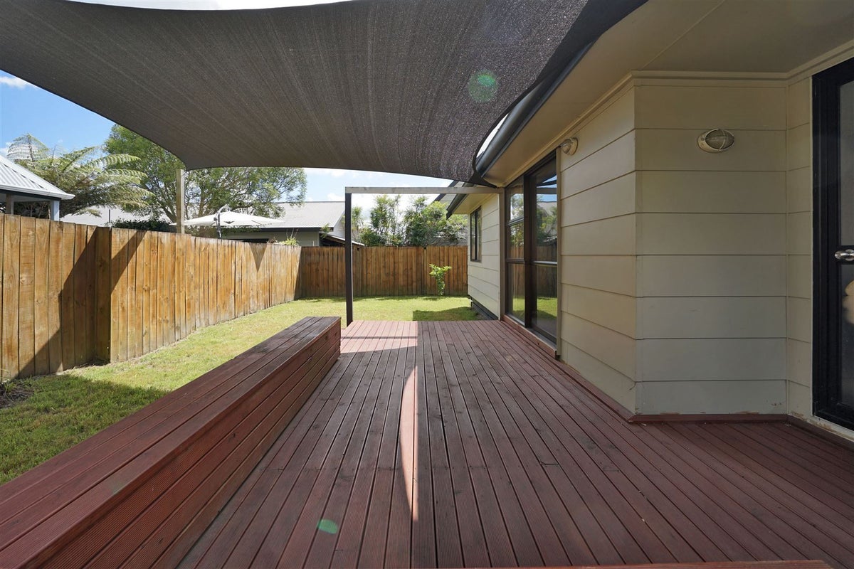 9 Lickfold Lane, Pukete, Hamilton - Carousel 1