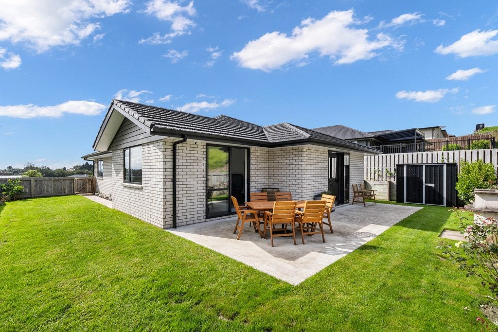 44 Rock Ridge Drive, Kamo, Whangarei - Carousel 1