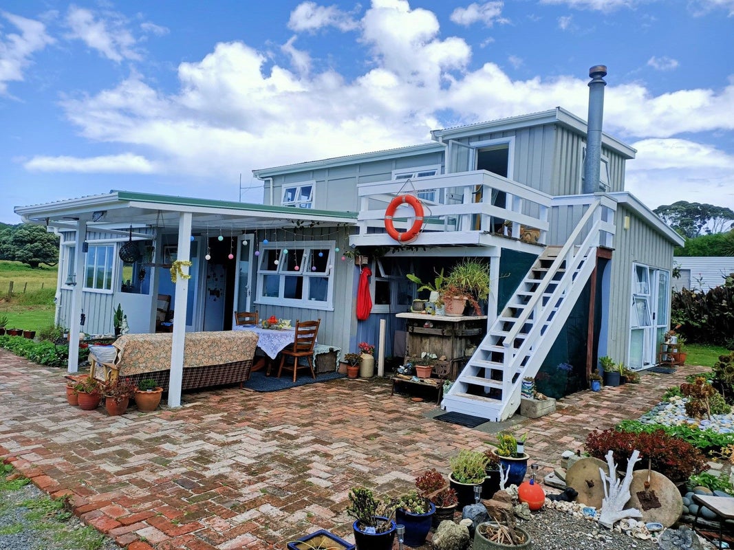345 Mahia East Coast Road, MAHIA, NUHAKA - Carousel 42