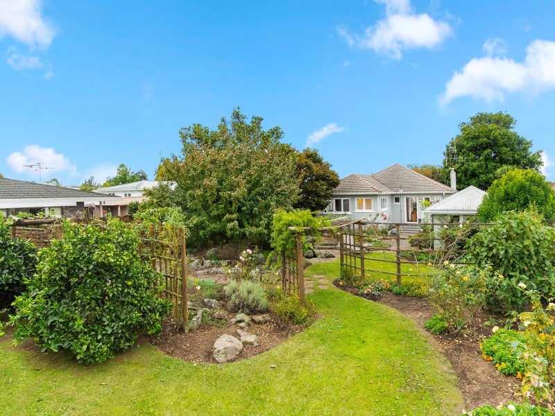 12 Emmett Street, Greerton, Tauranga - Carousel 18