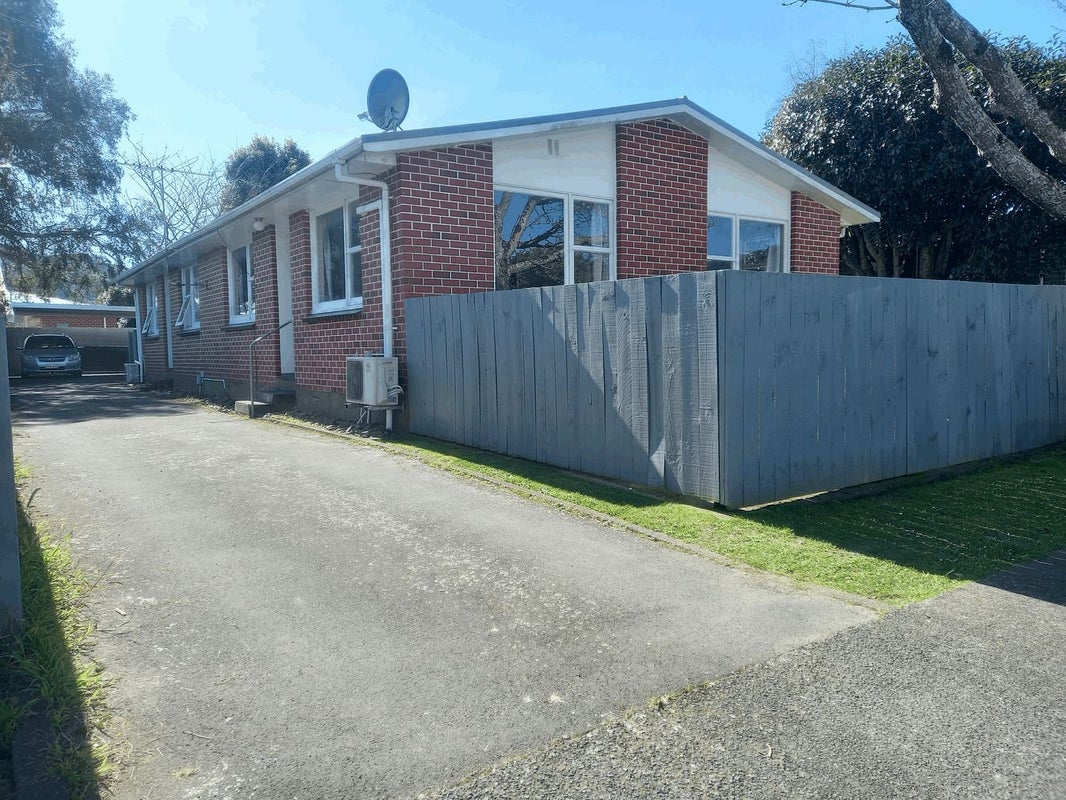1/117 Clouston Park Road, Clouston Park, Upper Hutt - Carousel 1