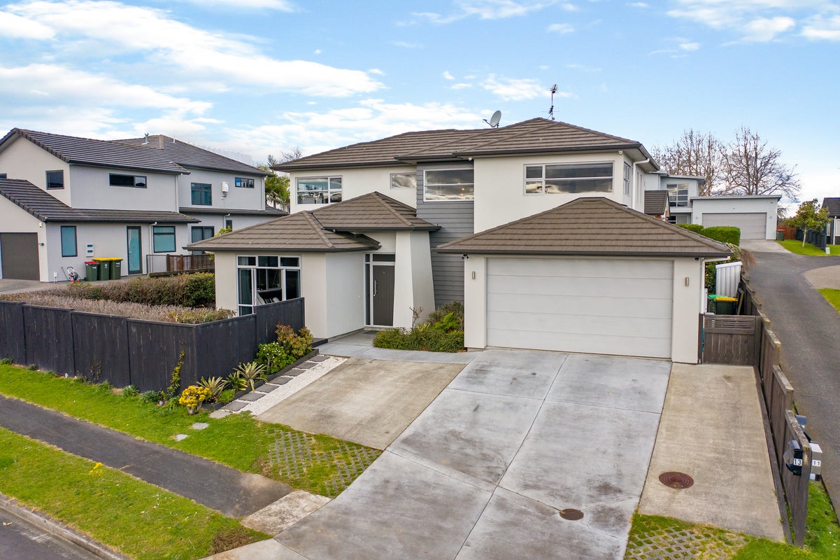 13 Aldon Lane, The Gardens, Auckland - Carousel 2
