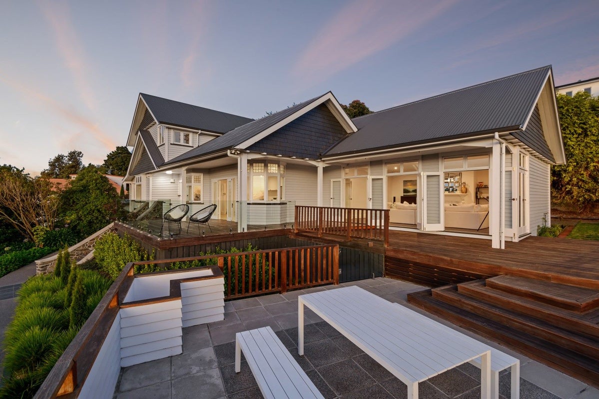 316 Centaurus Road, Hillsborough, Christchurch - Carousel 1
