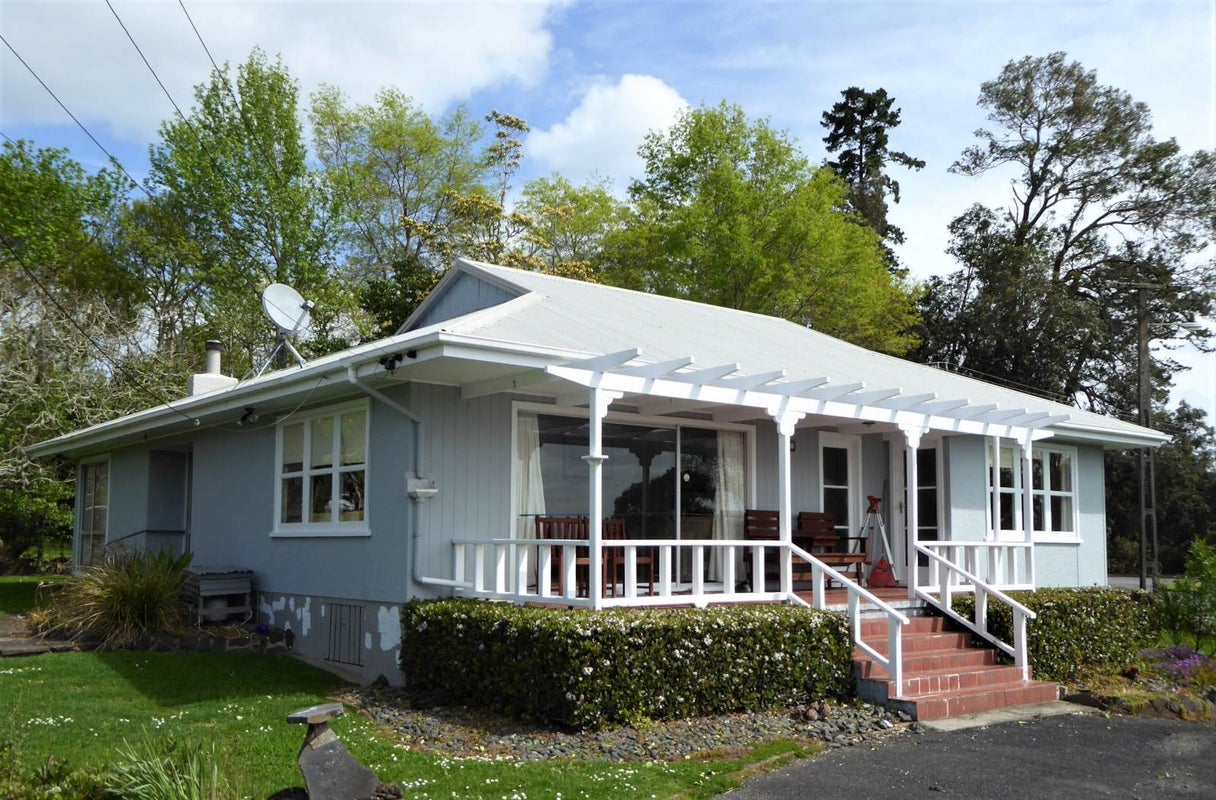 6 Ferndale Drive, Papakura - Carousel 2