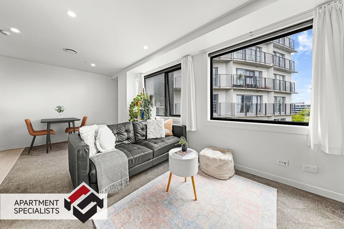 301/7 Scotia Place, Auckland Central, Auckland - Carousel 1