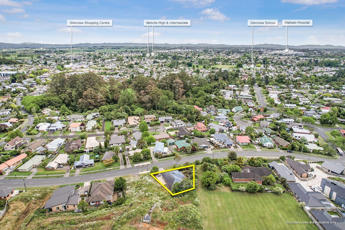 63 Dixon Road, Glenview, Hamilton - Carousel 23