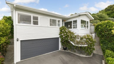 44 Heke Street, Ngaio, Wellington - Carousel 1