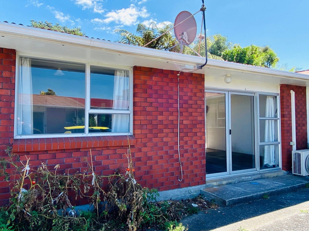 117A Seaview Road, Westown, New Plymouth - Carousel 1