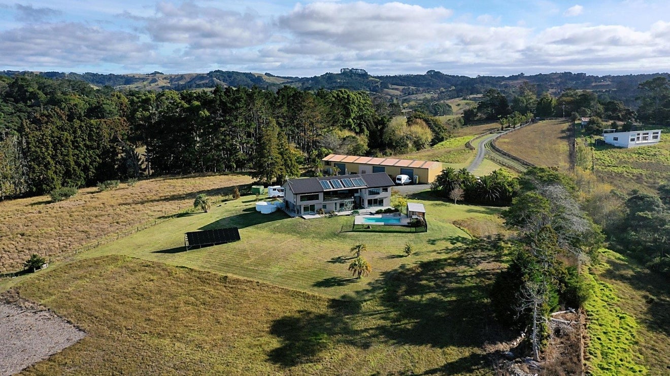 157 Puke Road, Kumeu - Carousel 2