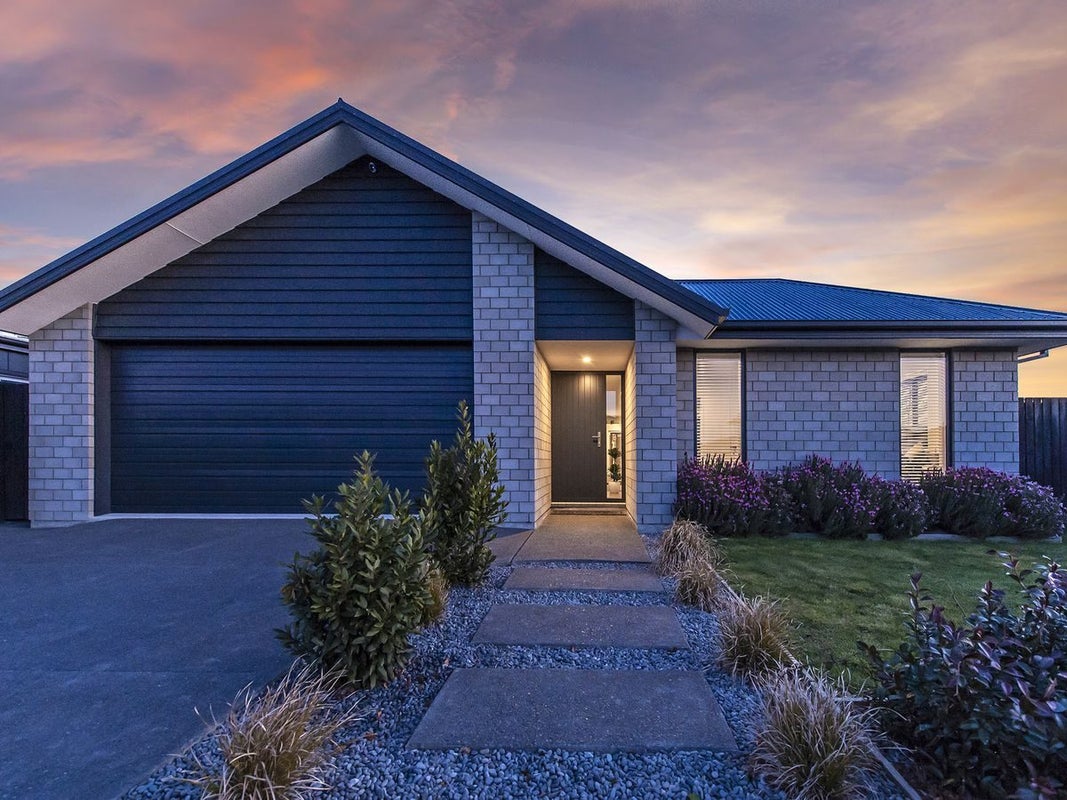 26 Collier Drive, Halswell, Christchurch - Carousel 2