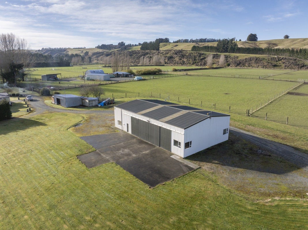 1127 Te Anau Mossburn Highway, Hillside, Te Anau - Carousel 2