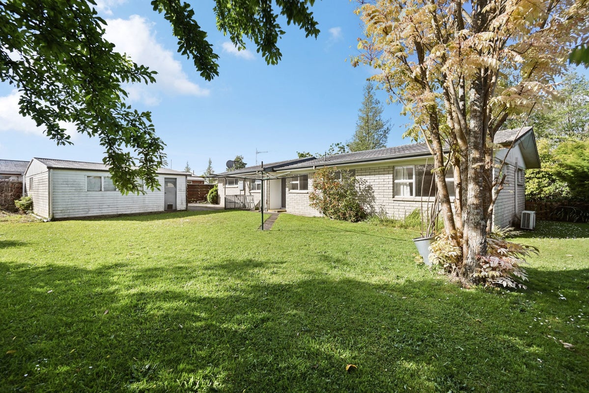 29 Forsyth Street, St Andrews, Hamilton - Carousel 2