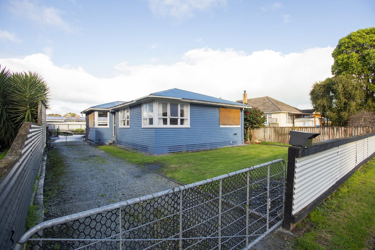 13 Ngaio Street, Te Hapara, Gisborne - Carousel 1