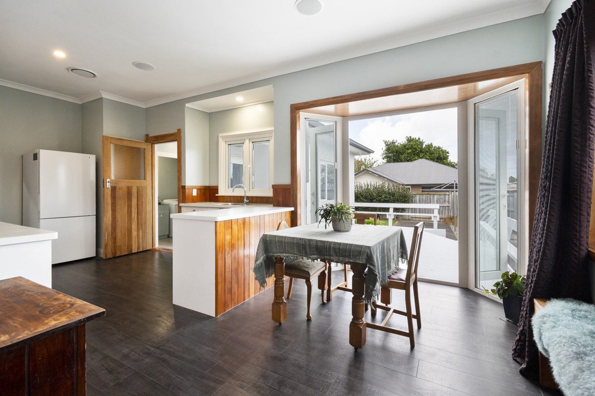 9 Wellington Street, Feilding, Feilding - Carousel 2