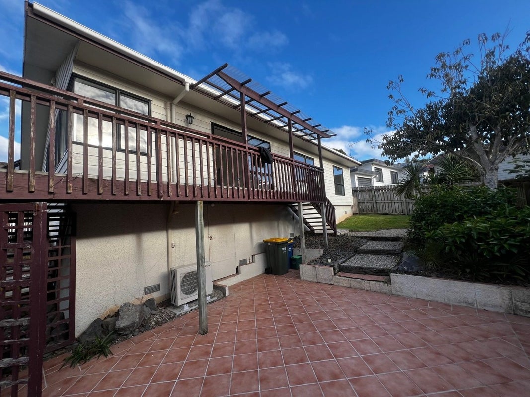 1A Romulus Place, Totara Vale, Auckland - Carousel 17