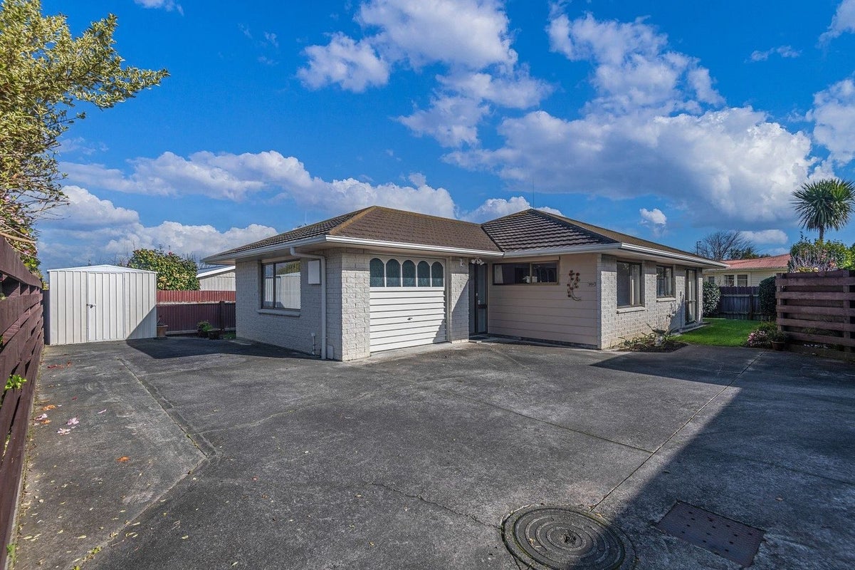 95C Long Melford Road, Awapuni, Palmerston North - Carousel 1