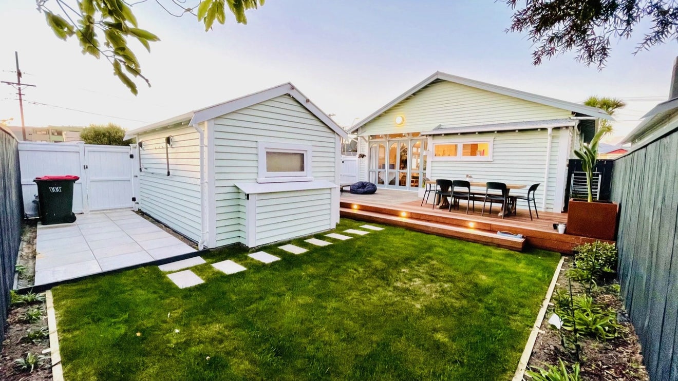 394 Jackson Street, Petone, Lower Hutt - Carousel 12