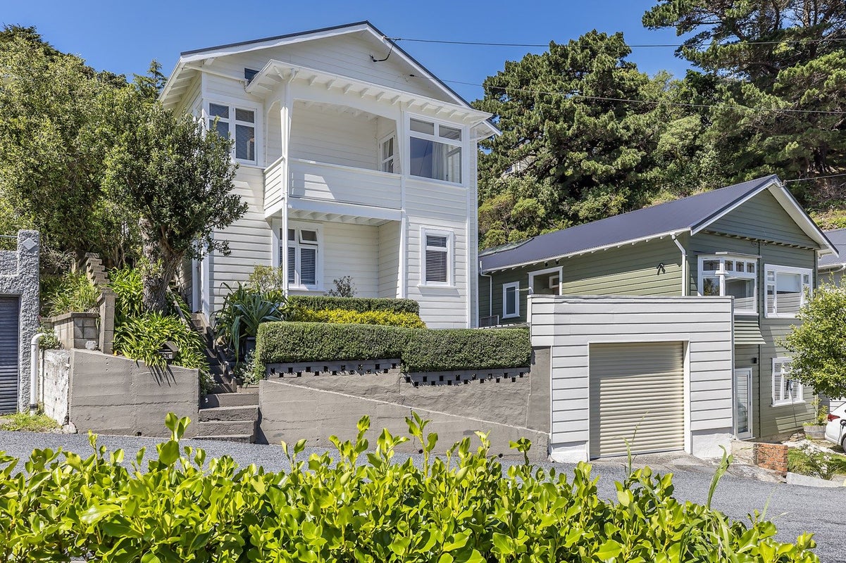48 Jackson Street, Island Bay, Wellington - Carousel 22