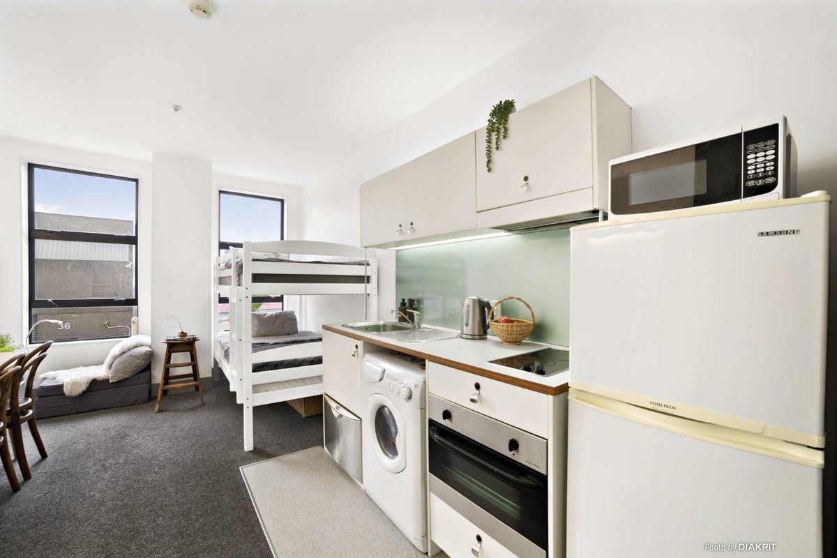 5/29 Webb Street, Te Aro, Wellington - Carousel 2