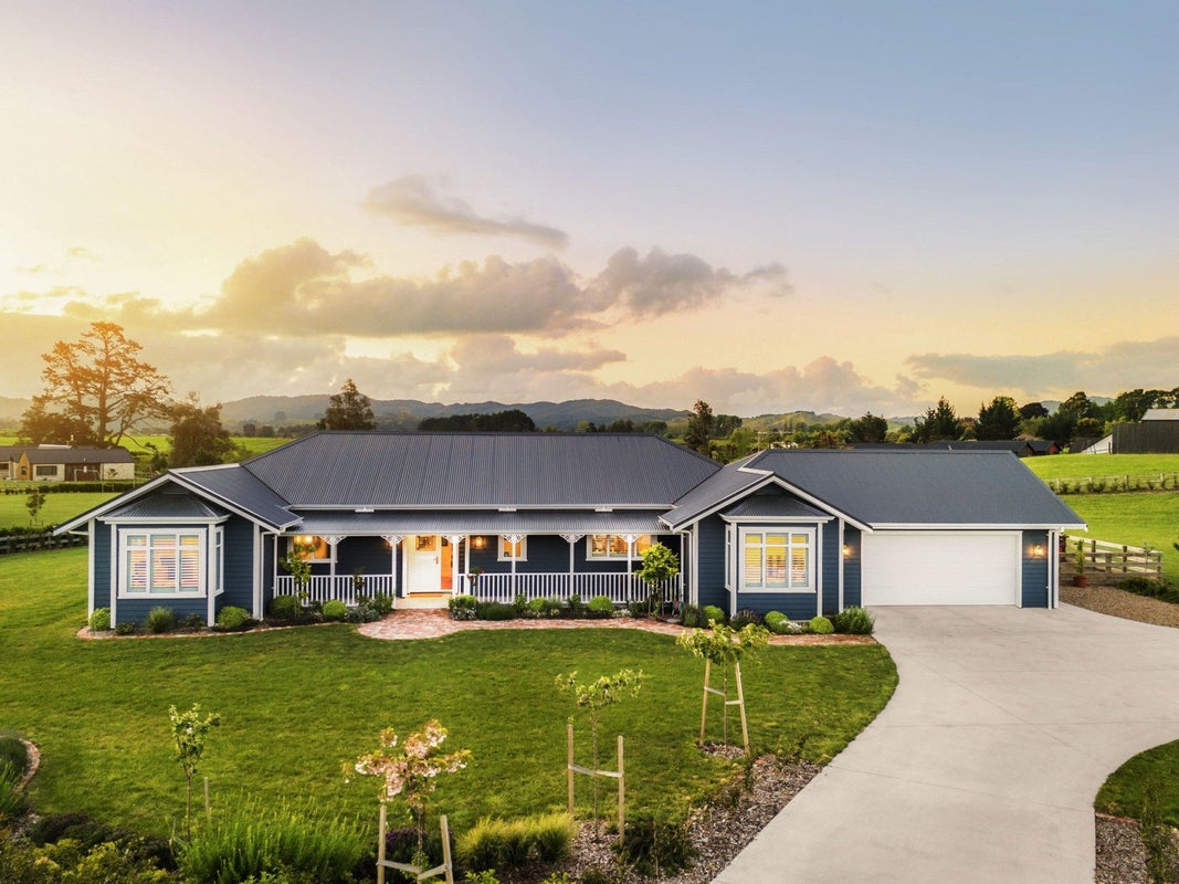 3 Penbeagle Road, Te Kowhai, Hamilton - Carousel 1