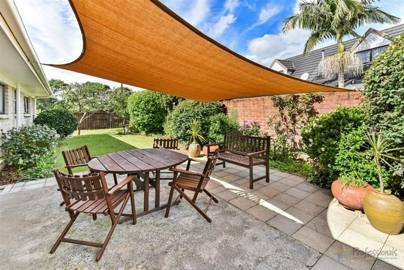 2 Evanda Crescent, Conifer Grove, Takanini - Carousel 2