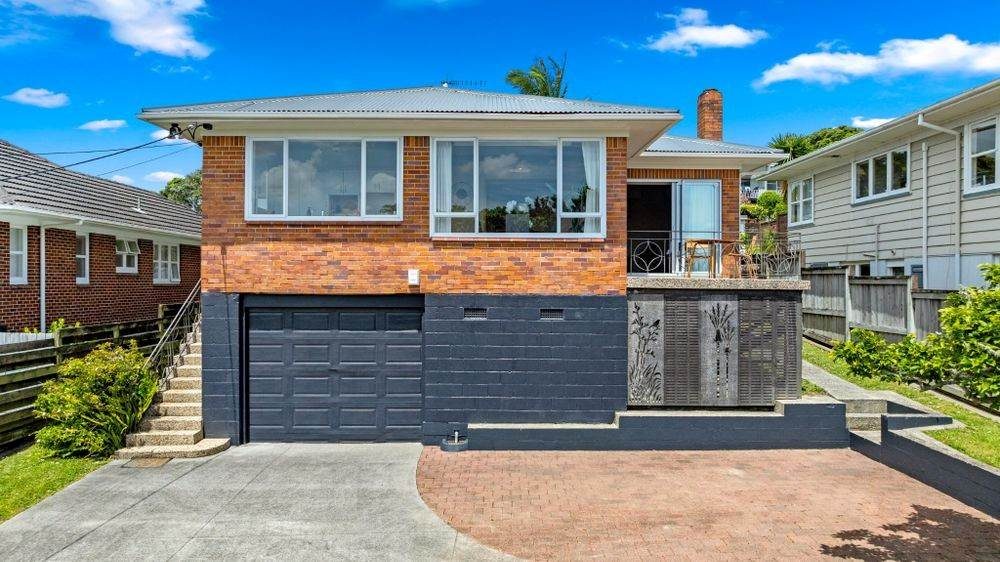 3 Hepper Street, New Lynn, Auckland - Carousel 1