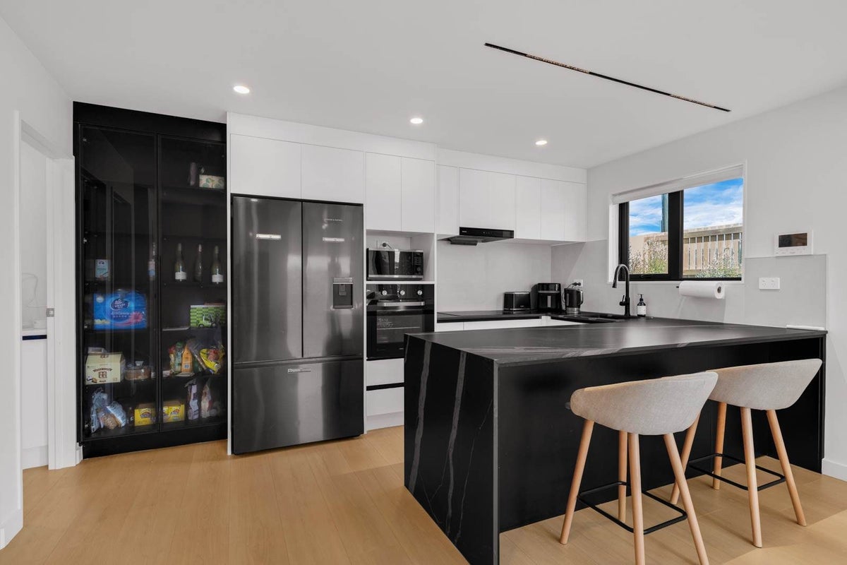 51A Ellis Avenue, Mount Roskill, Auckland - Carousel 2