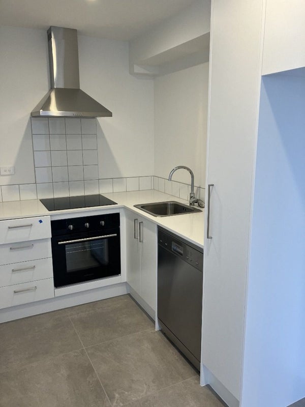 206/3 Rauemi Way, Te Atatu South, Auckland - Carousel 8