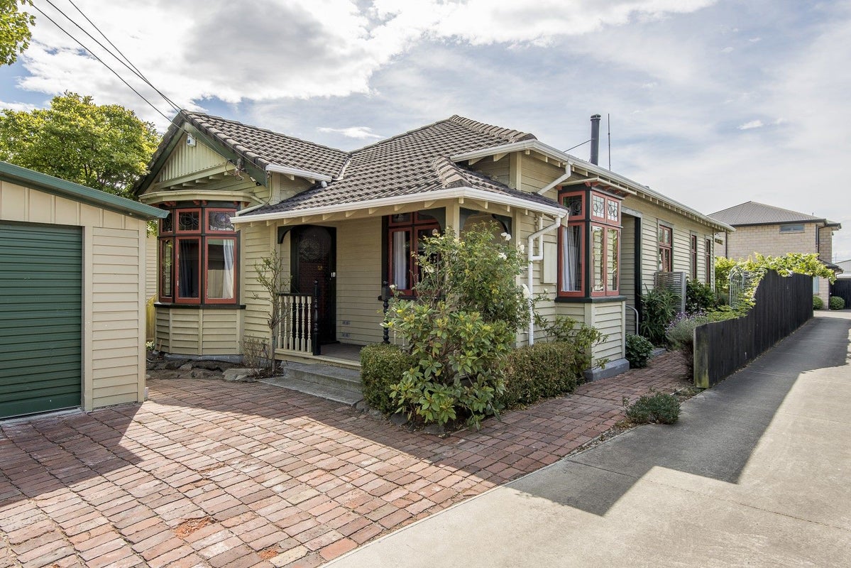 33 Hendon Street, Edgeware, Christchurch - Carousel 1